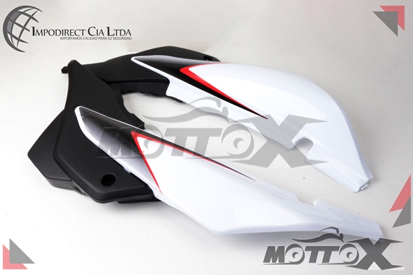 TAPA LATERAL Completo HONDA XR150L Blanco y Negro